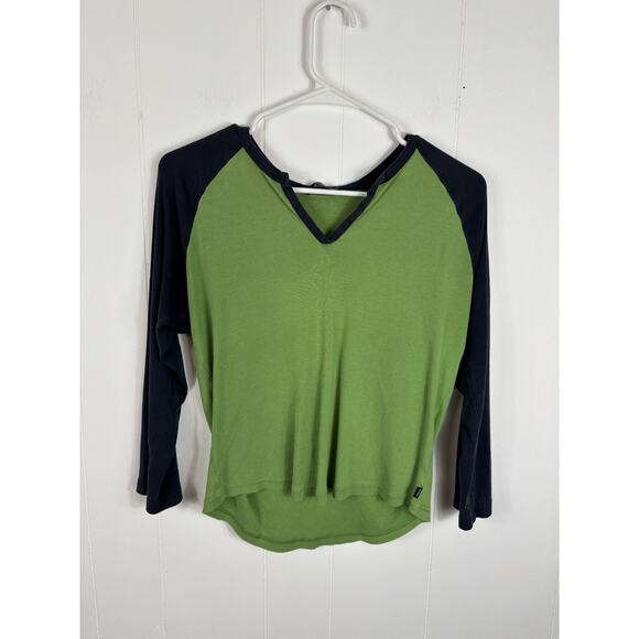 abercrombie fitch Green Long Sleeve V Neck Top Y2K 90s Size Small - Picture 1 of 6